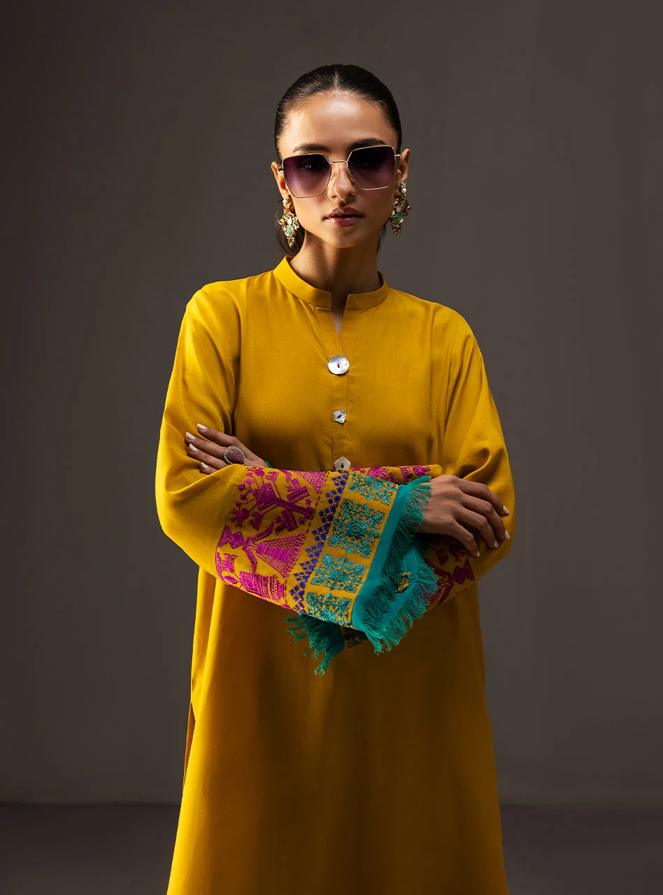 Zainab Chottani Mustard Majesty Aara Summer Edit 2025 - Image 2