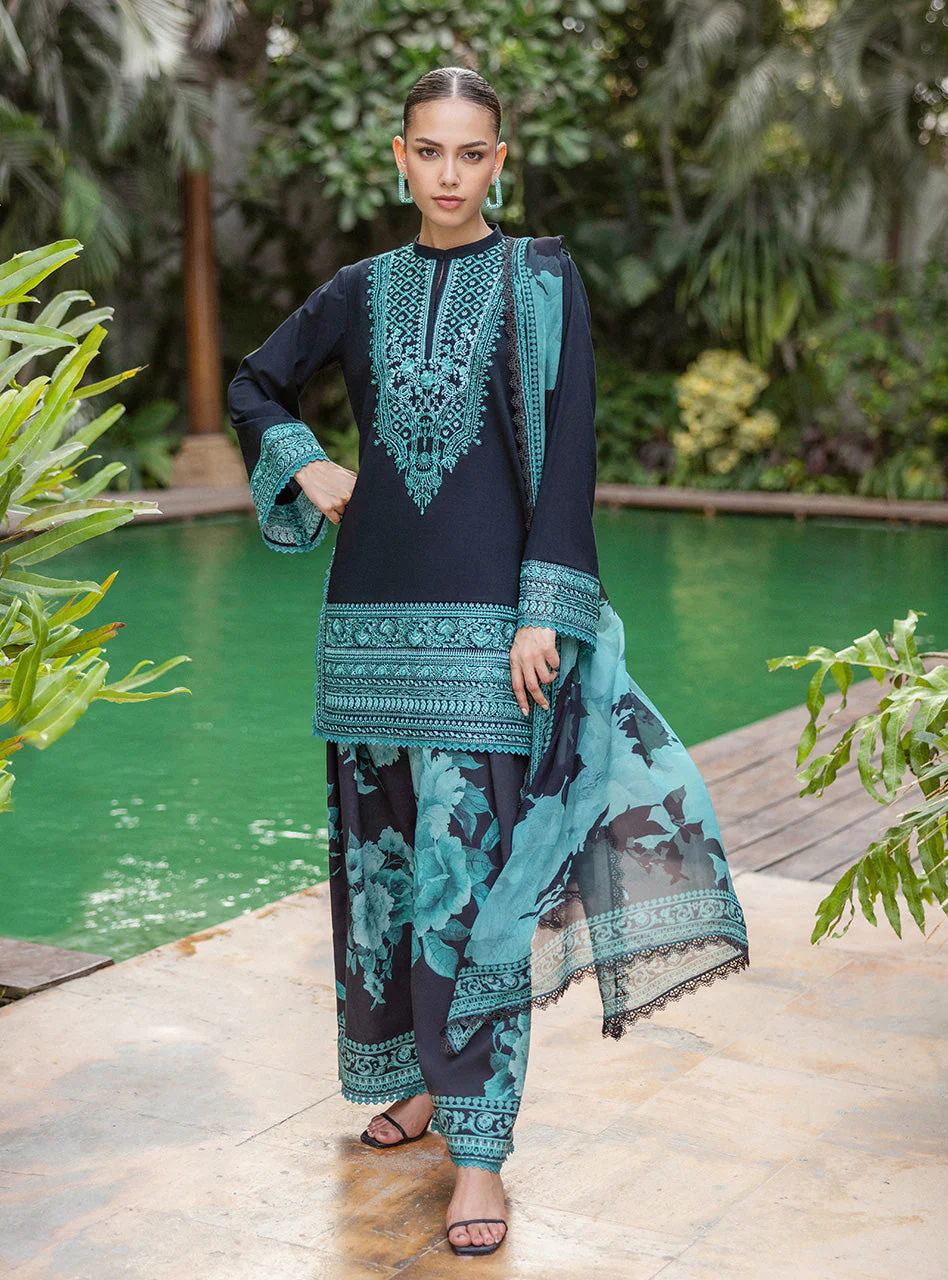 Zainab Chottani Raya Tahra Lawn 2025