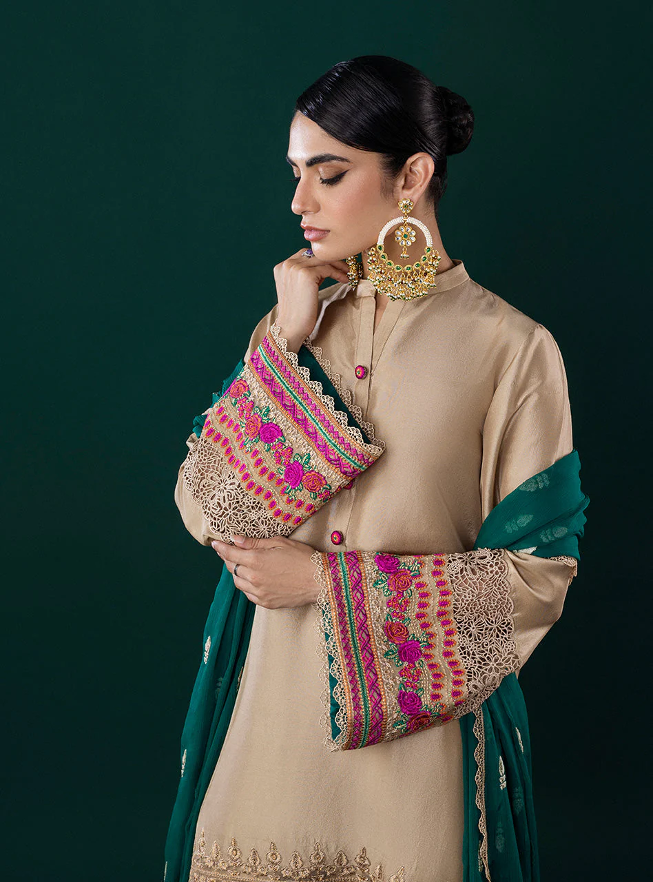 Zainab Chottani Roha Aura Luxe 2024 - Image 2