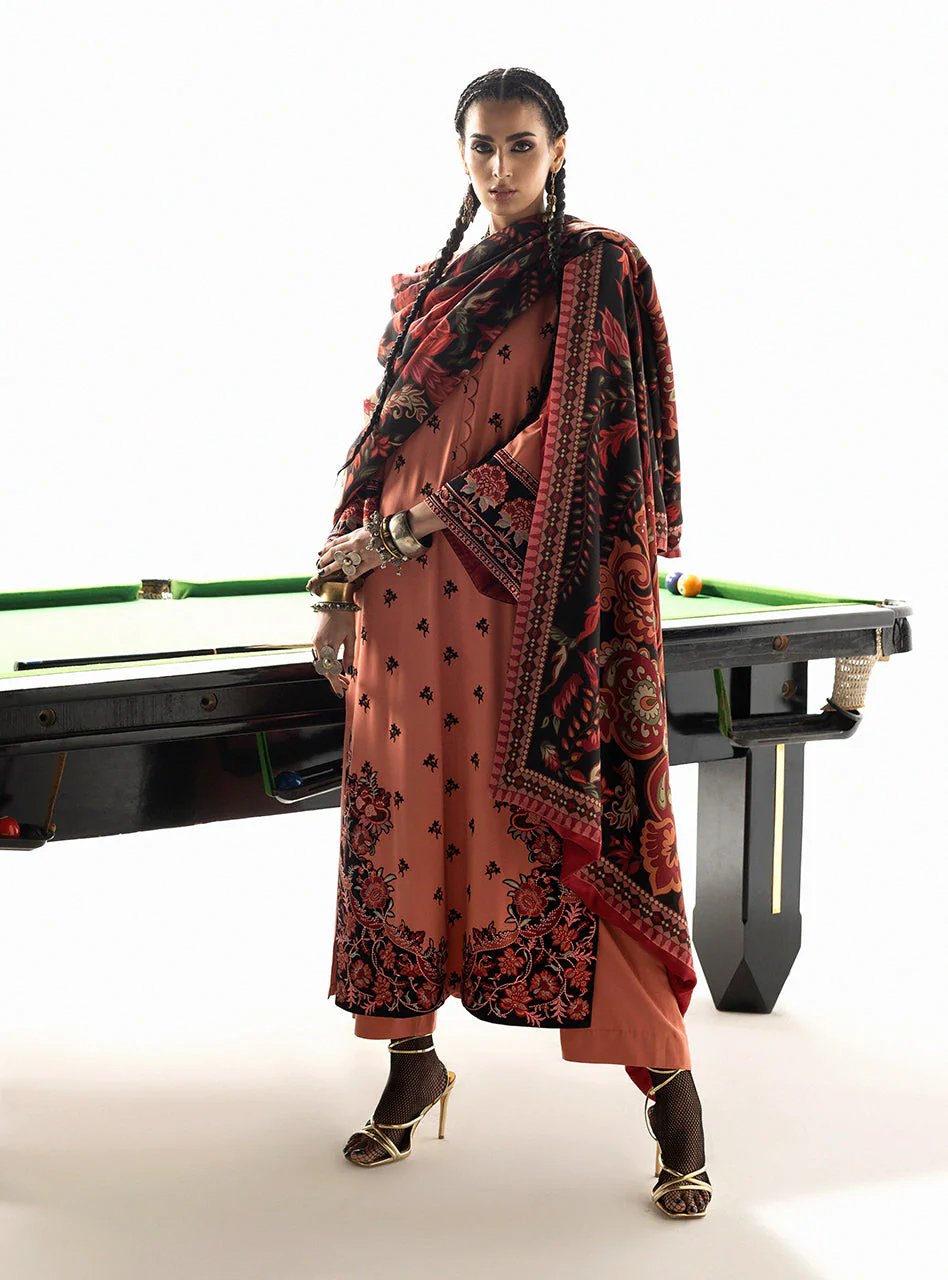 Zainab Chottani Rovi - D5 Winter Shawl Collection 2025