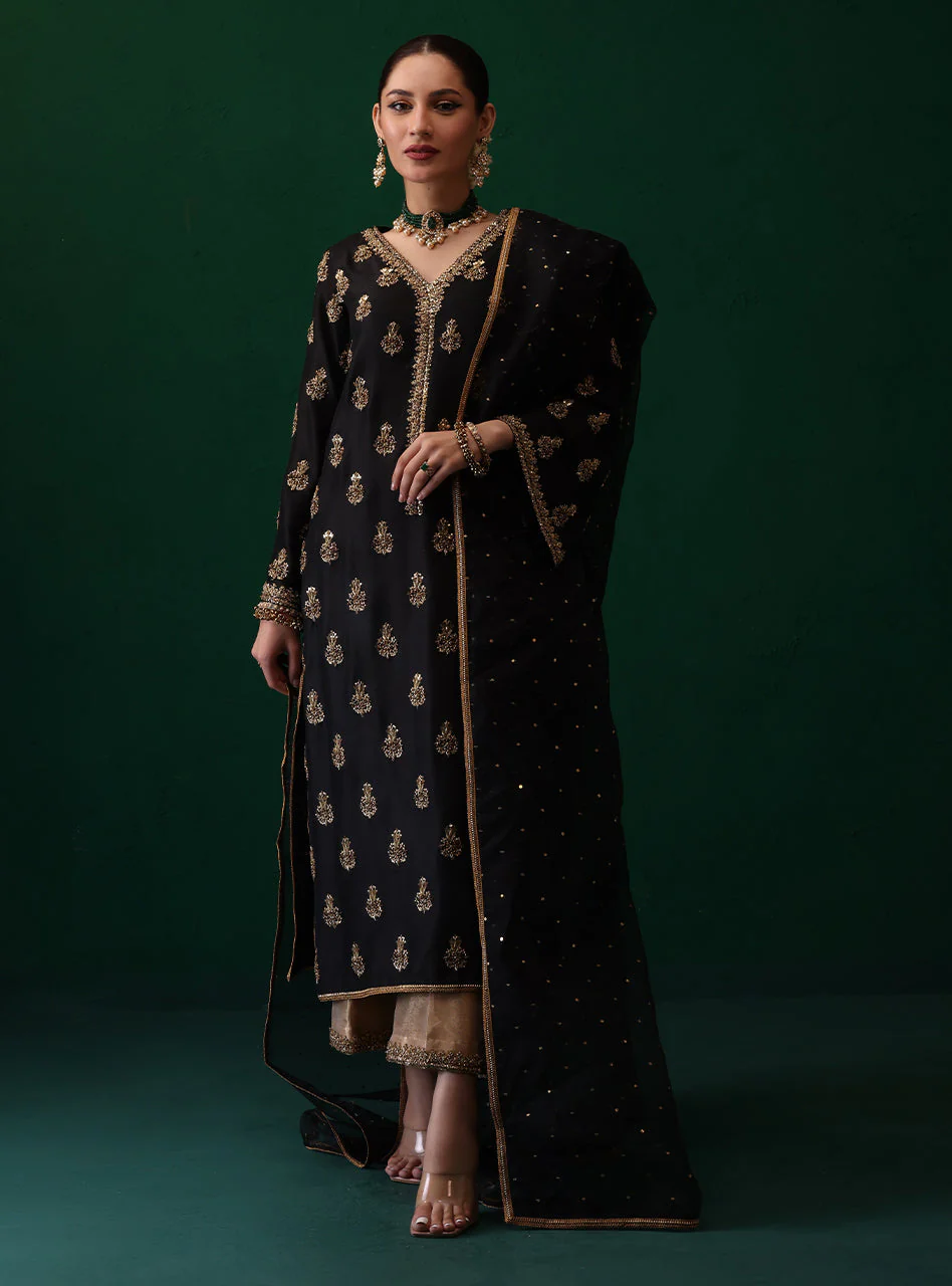 Zainab Chottani Shehnaaz Semi Formals 2025
