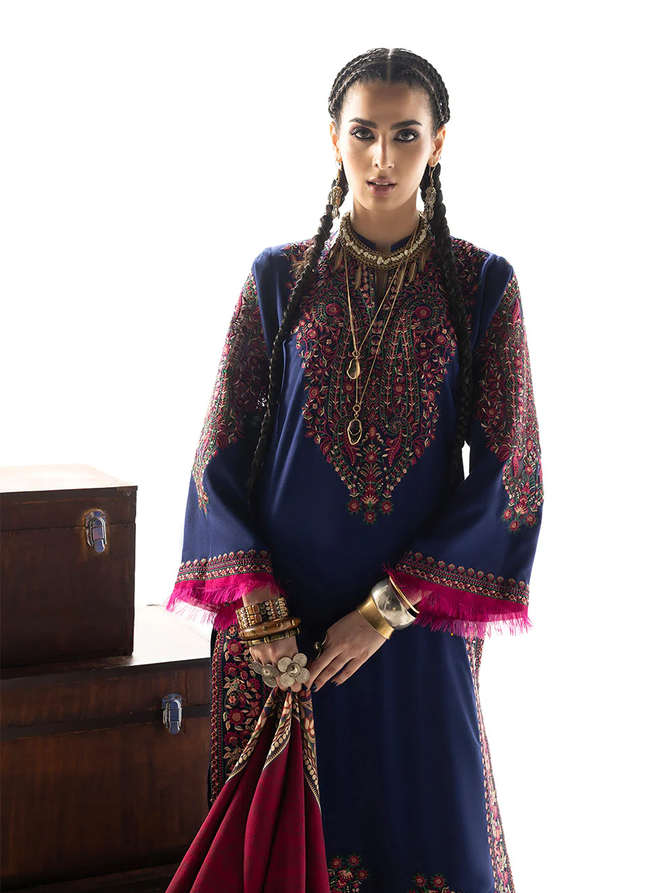 Zainab Chottani Vilana - D9 Winter Shawl Collection 2025 - Image 2