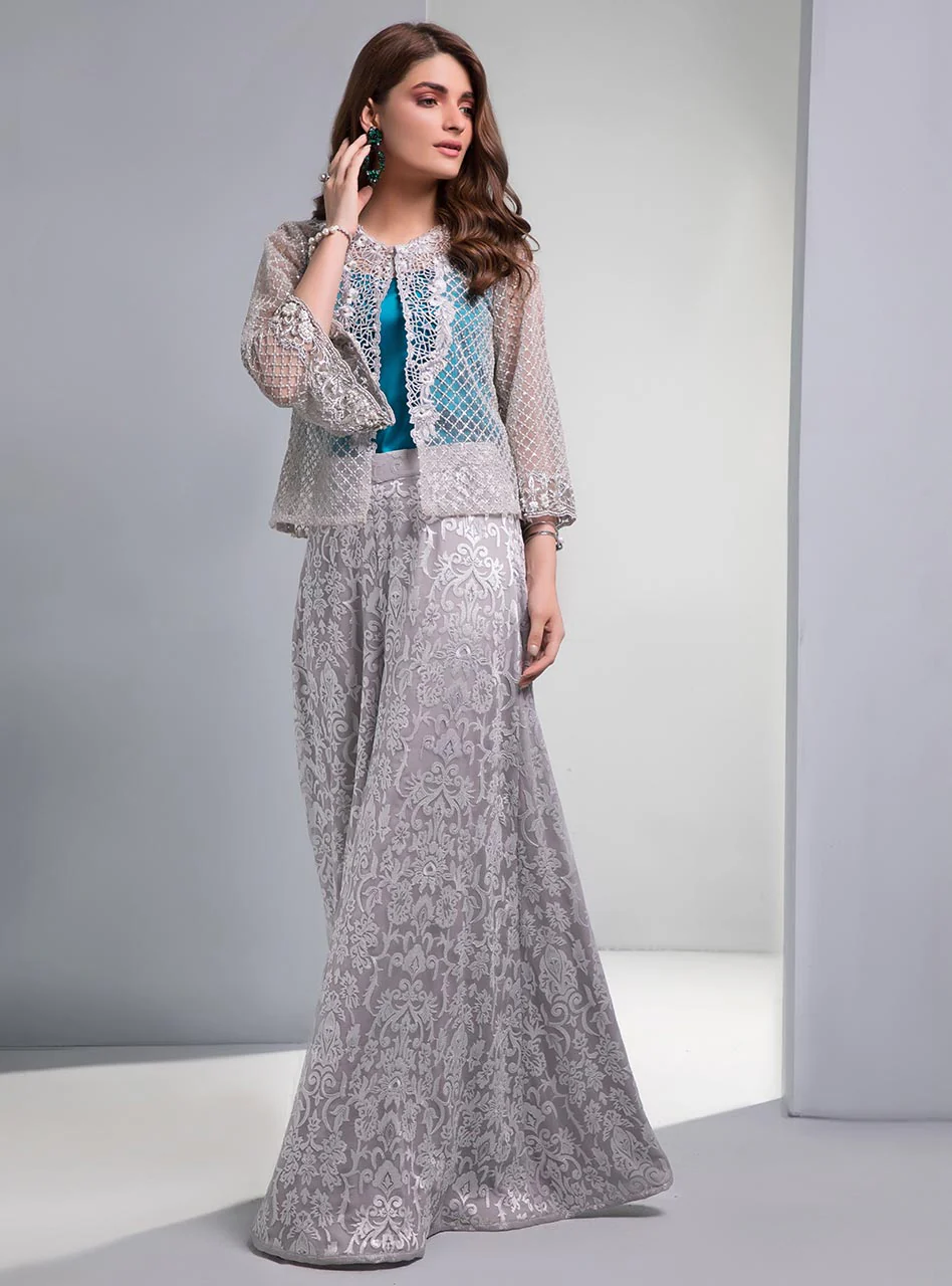 Zainab Chottani Viva La Bleu Semi Formals 2025 - Image 2