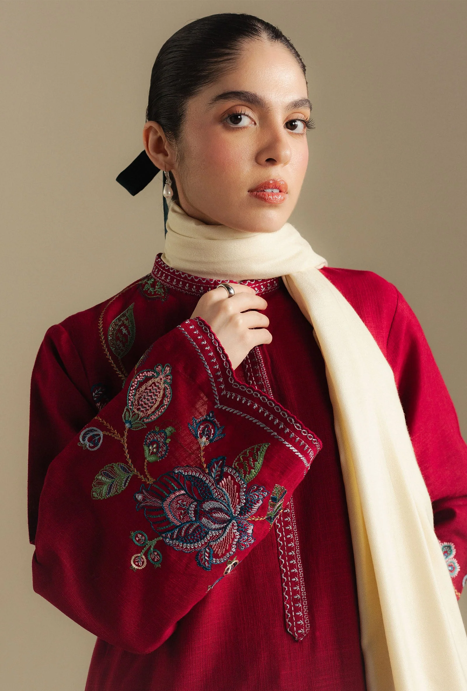 Zara Shahjahan Berry-3B Coco Winter Collection 2025 - Image 2
