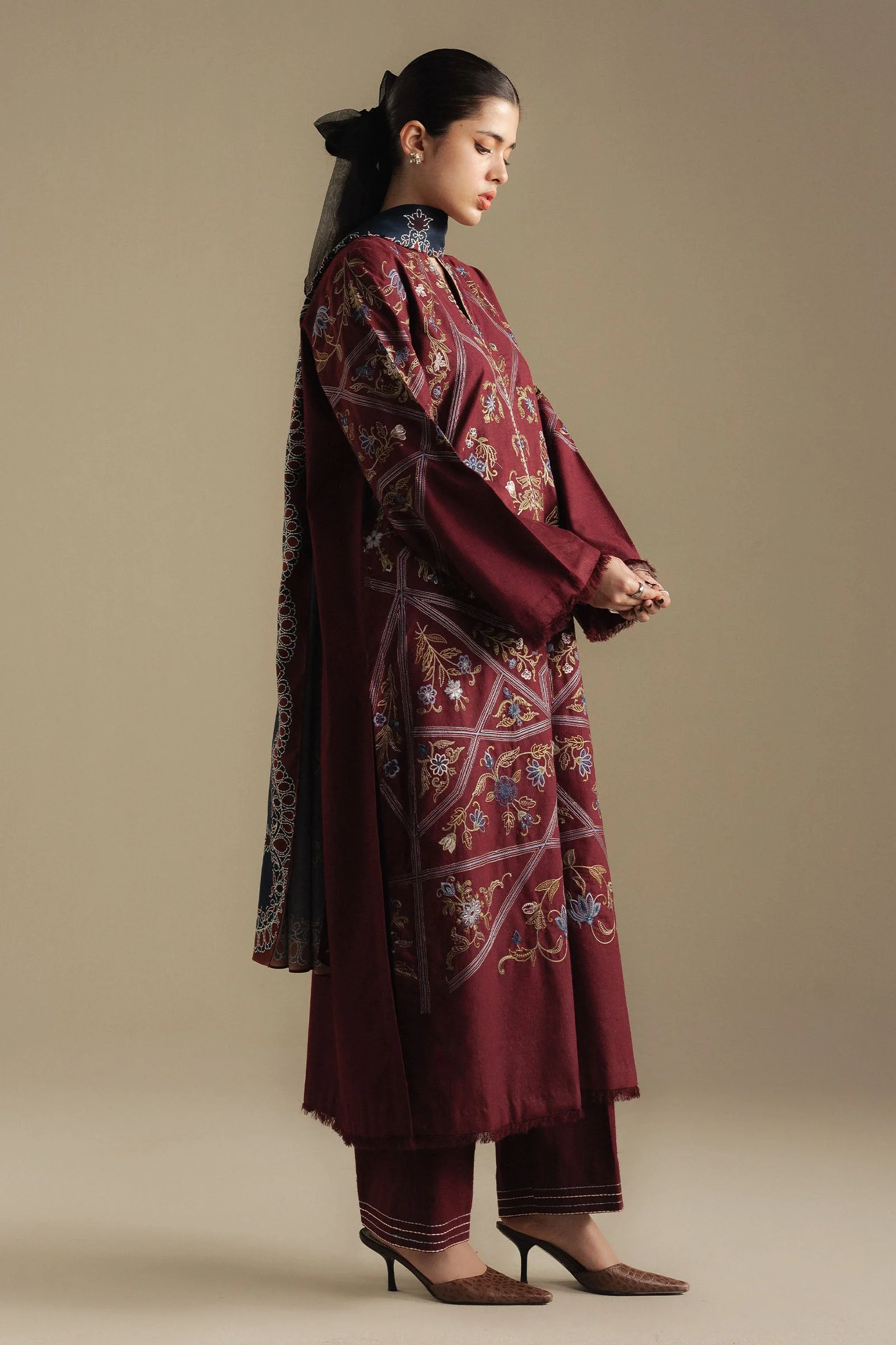 Zara Shahjahan Coral-4B Coco Winter Collection 2025 - Image 2