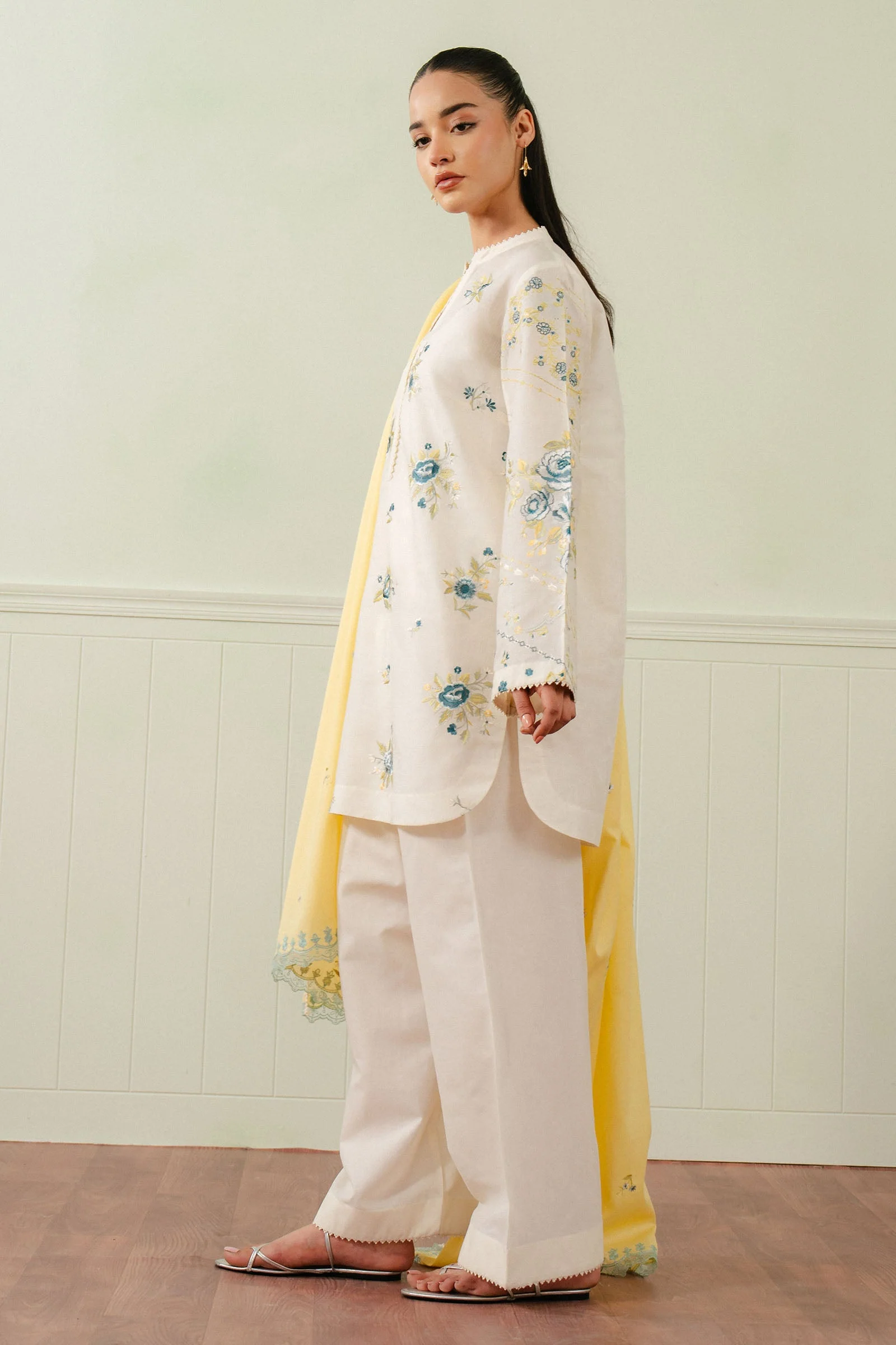 Zara Shahjahan Nora-10B Coco Lawn
2025 - Image 2