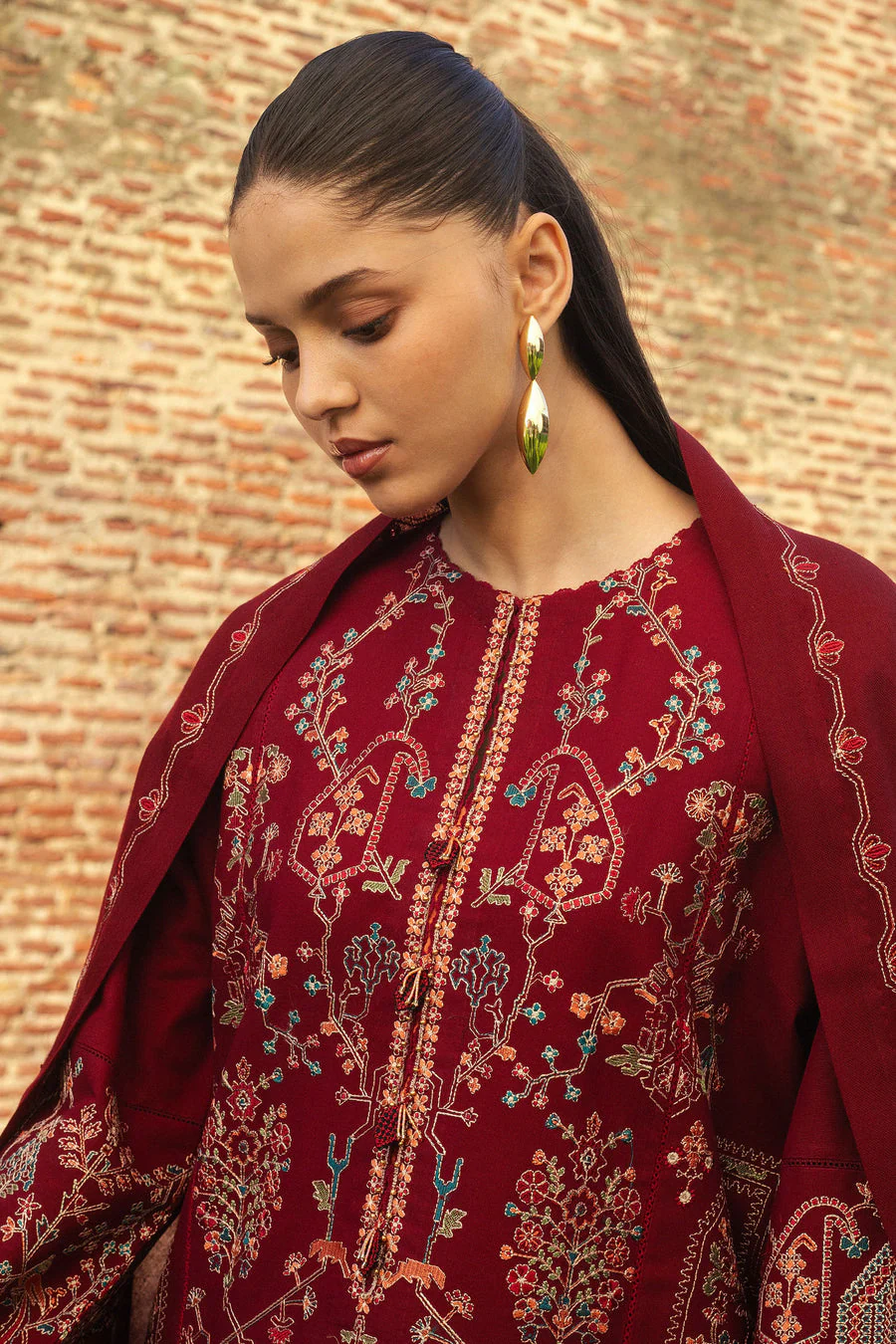 Zara Shahjahan Raha-D8 Winter Collection 2024 - Image 2