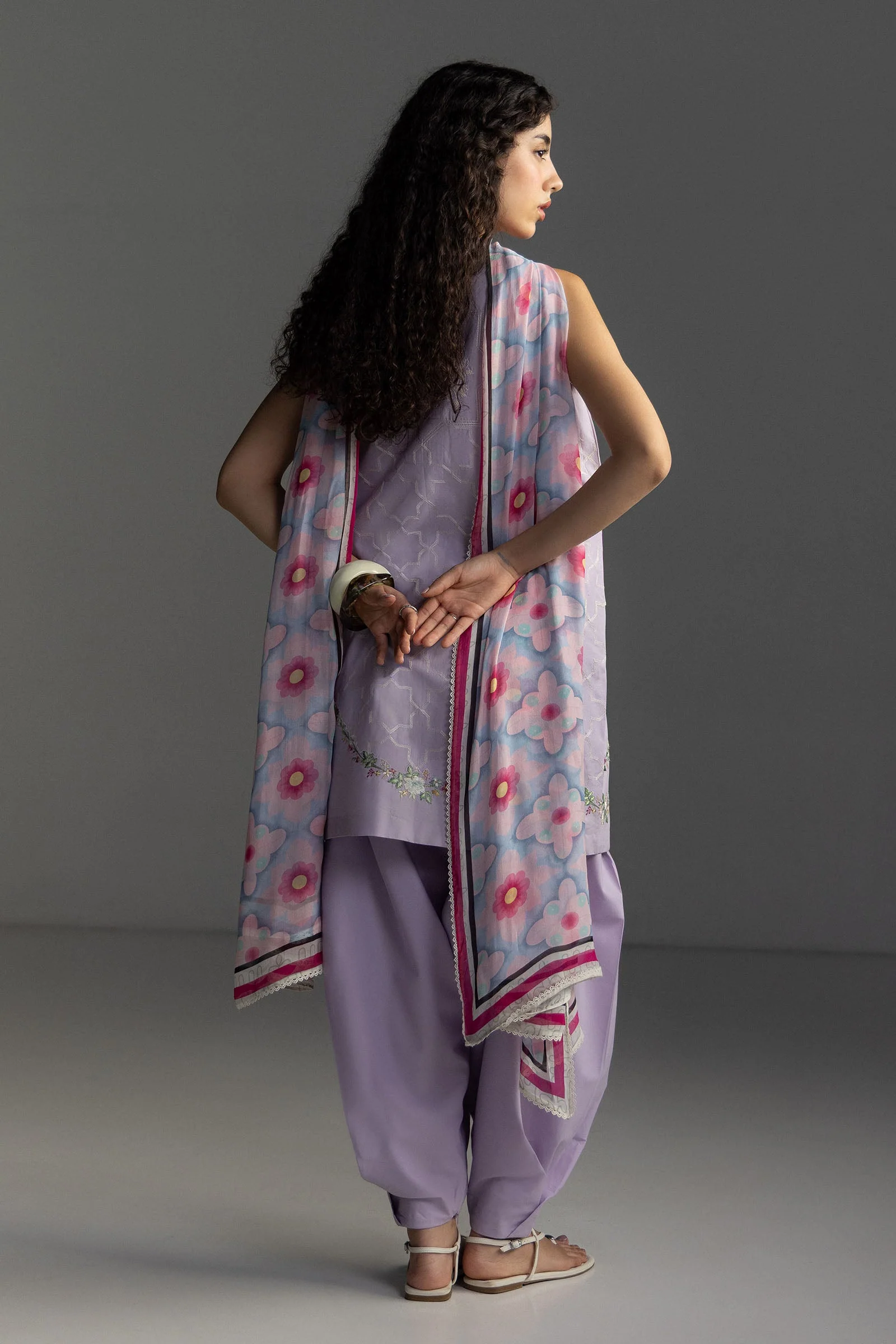 Zara Shahjahan Rivae-1A Online Shopping - Image 2