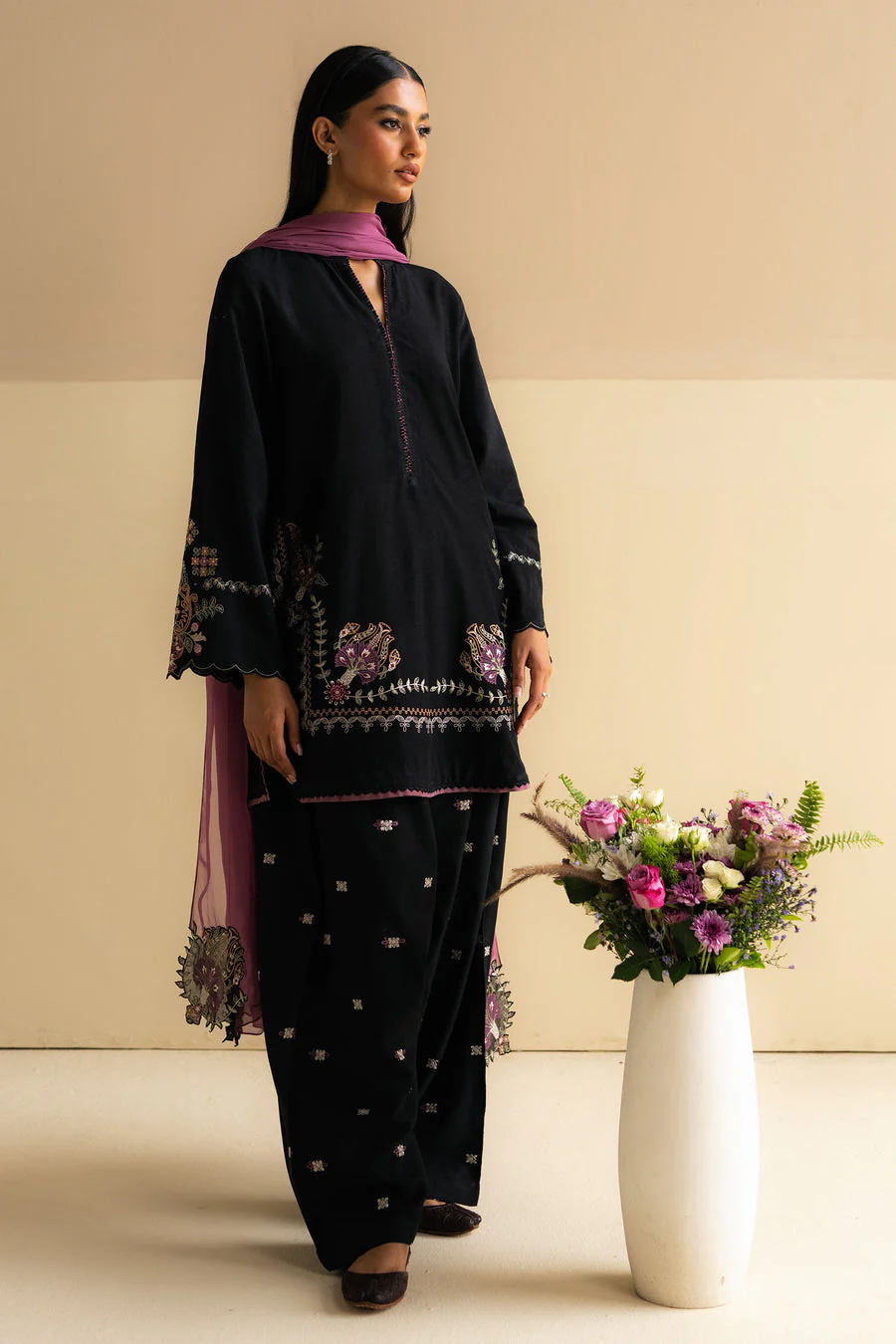 Zara Shahjahan ZC-2105 Fall Pret 2024 - Image 2