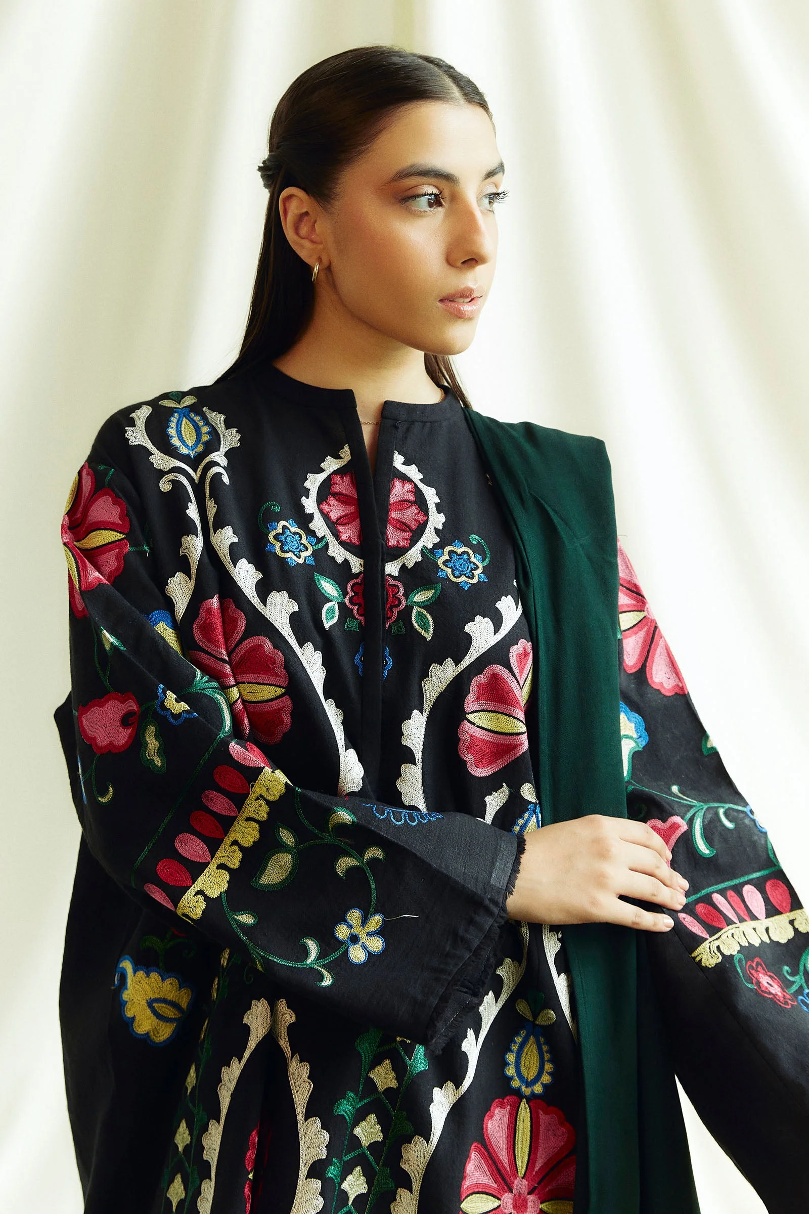 Zara Shahjahan ZW24-1B Coco Winter Collection 2024 - Image 2