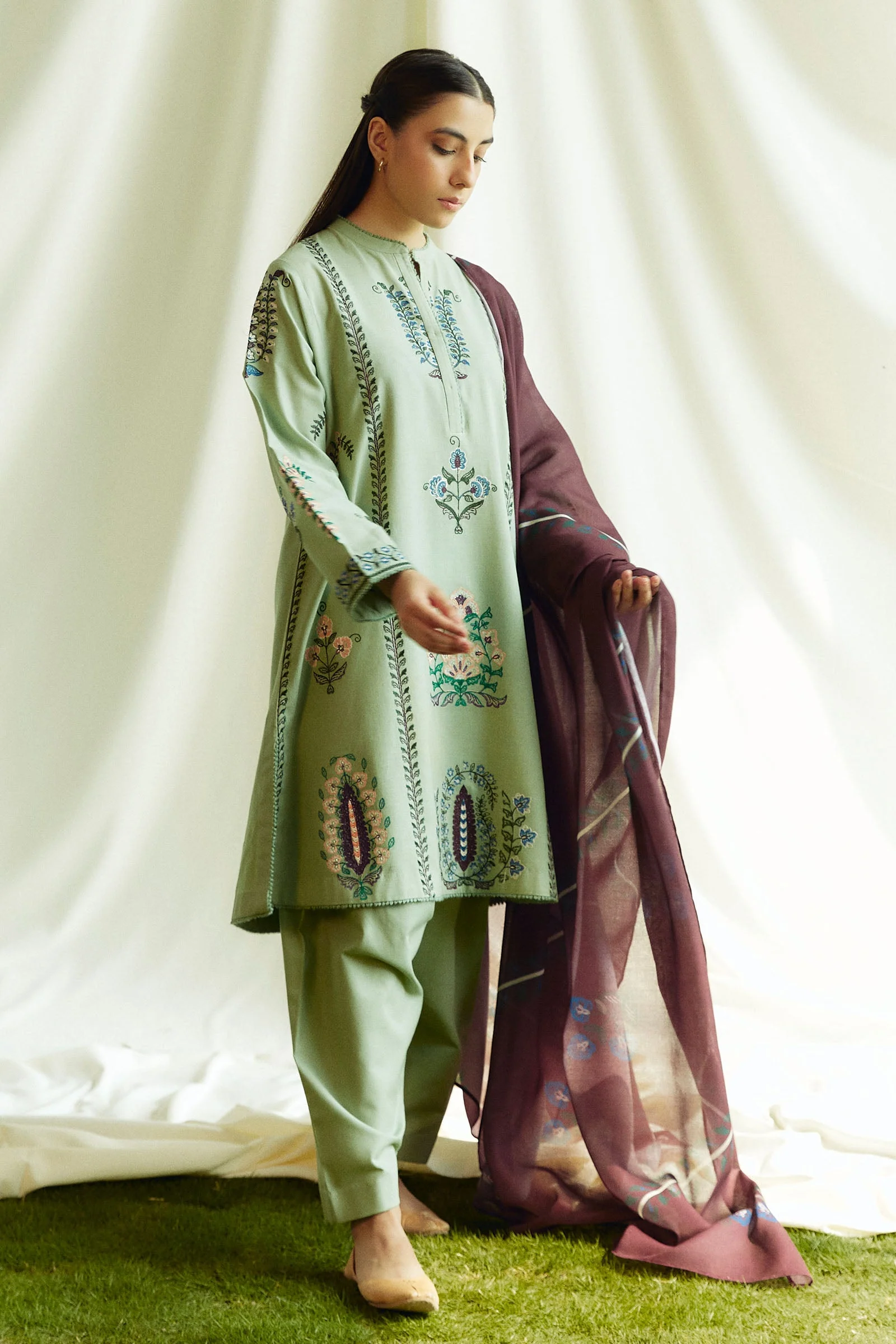 Zara Shahjahan ZW24-3B Coco Winter Collection 2024 - Image 2