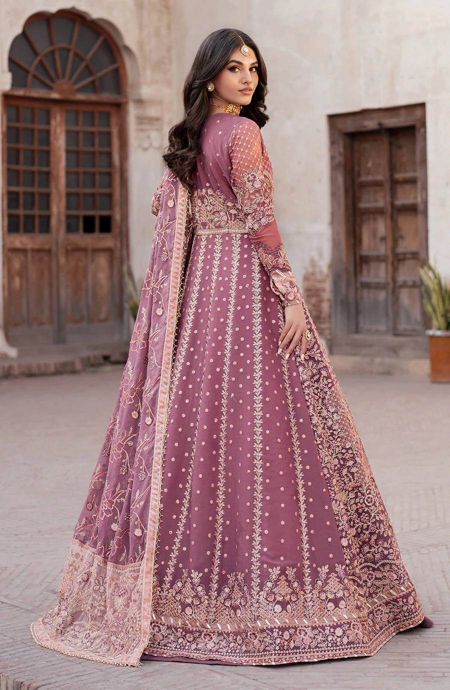 Zarif Ariyana Shehnai Luxury Wedding Edit 2025 - Image 2