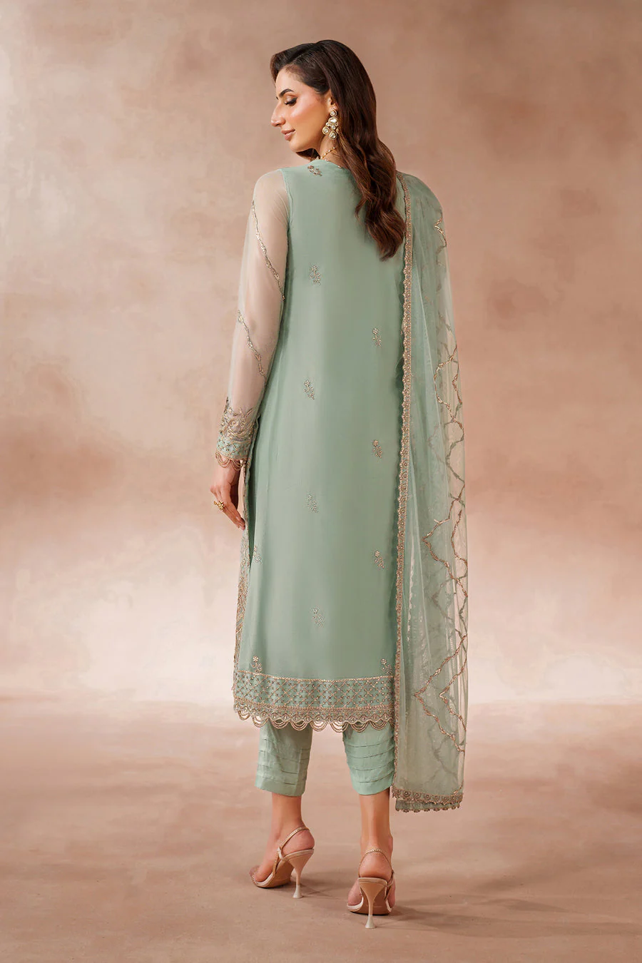 Zarif MUF-05 Zarqa Mahrosh Formals 2025 - Image 2