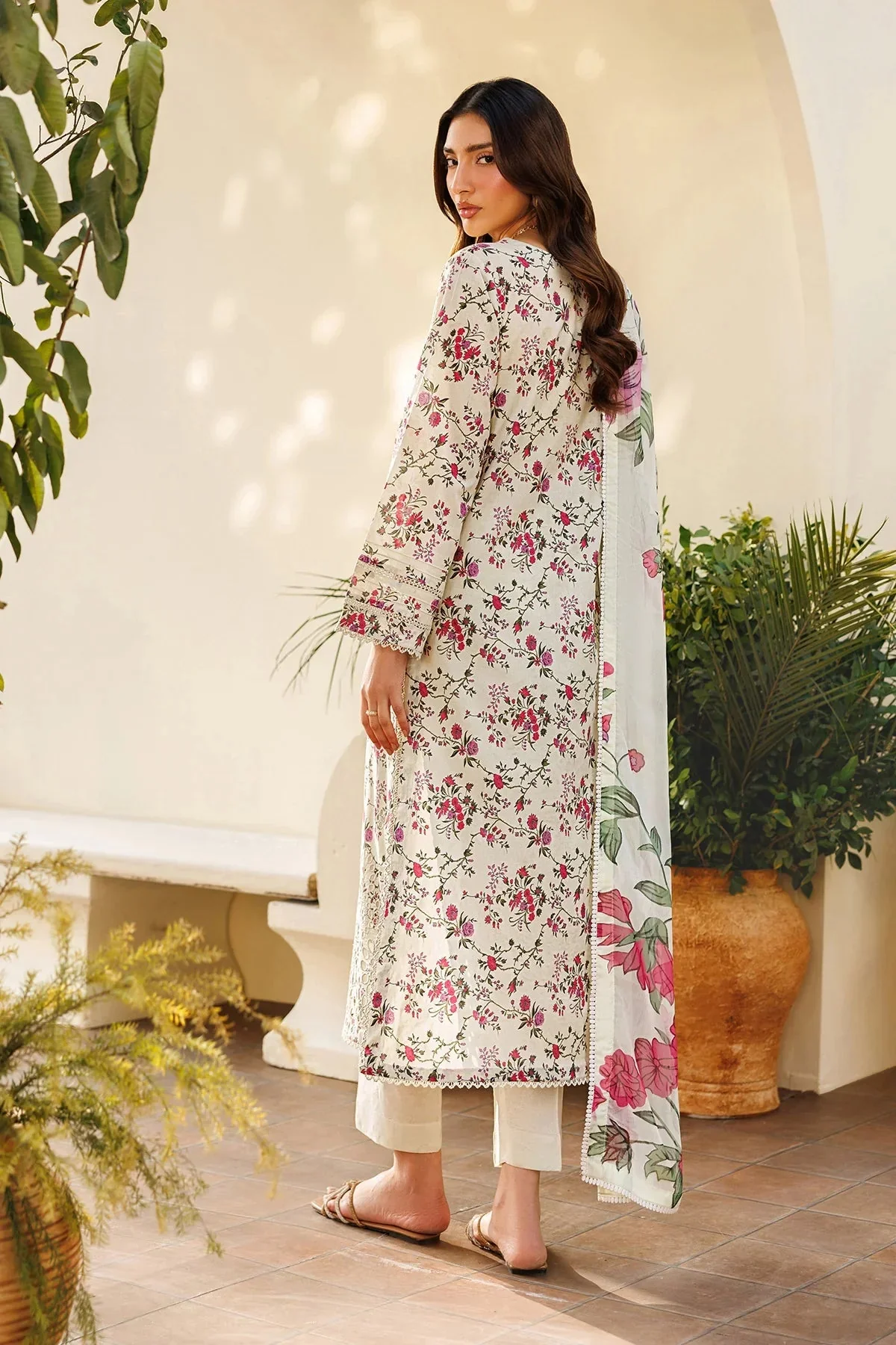 Zarif ZL-RTW-26 BARIH Amani Eid Lawn 2026 2026 - Image 2