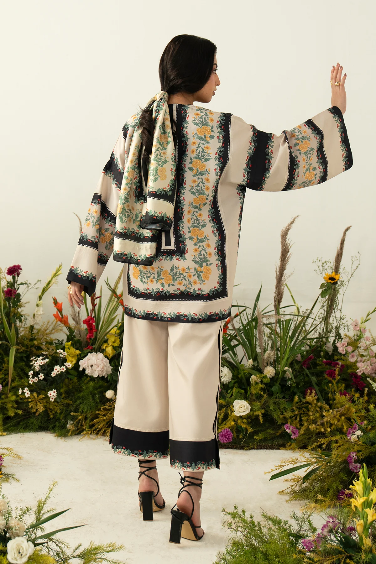 Zarposh Aven Folds Summer Pret 2026 - Image 2