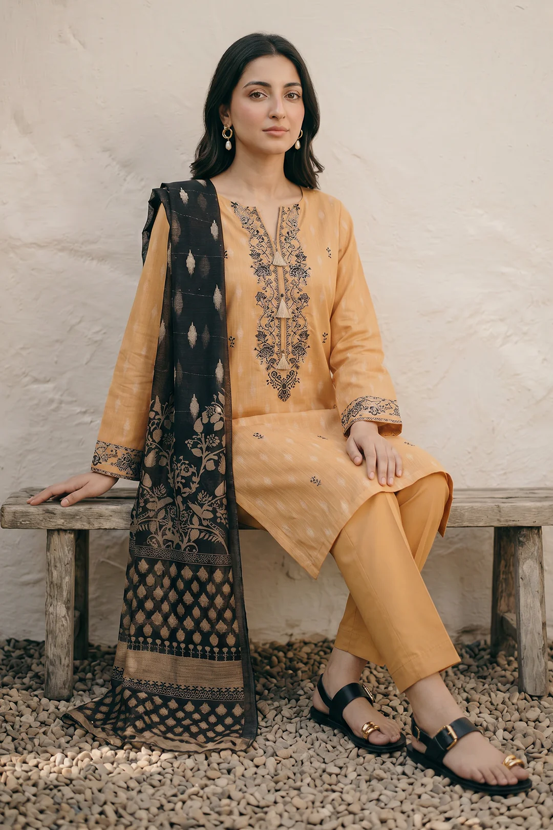 Zellbury Embroidered Kurta Dupatta Trouser - 2194 Essential Summer Pret 2026 - Image 2