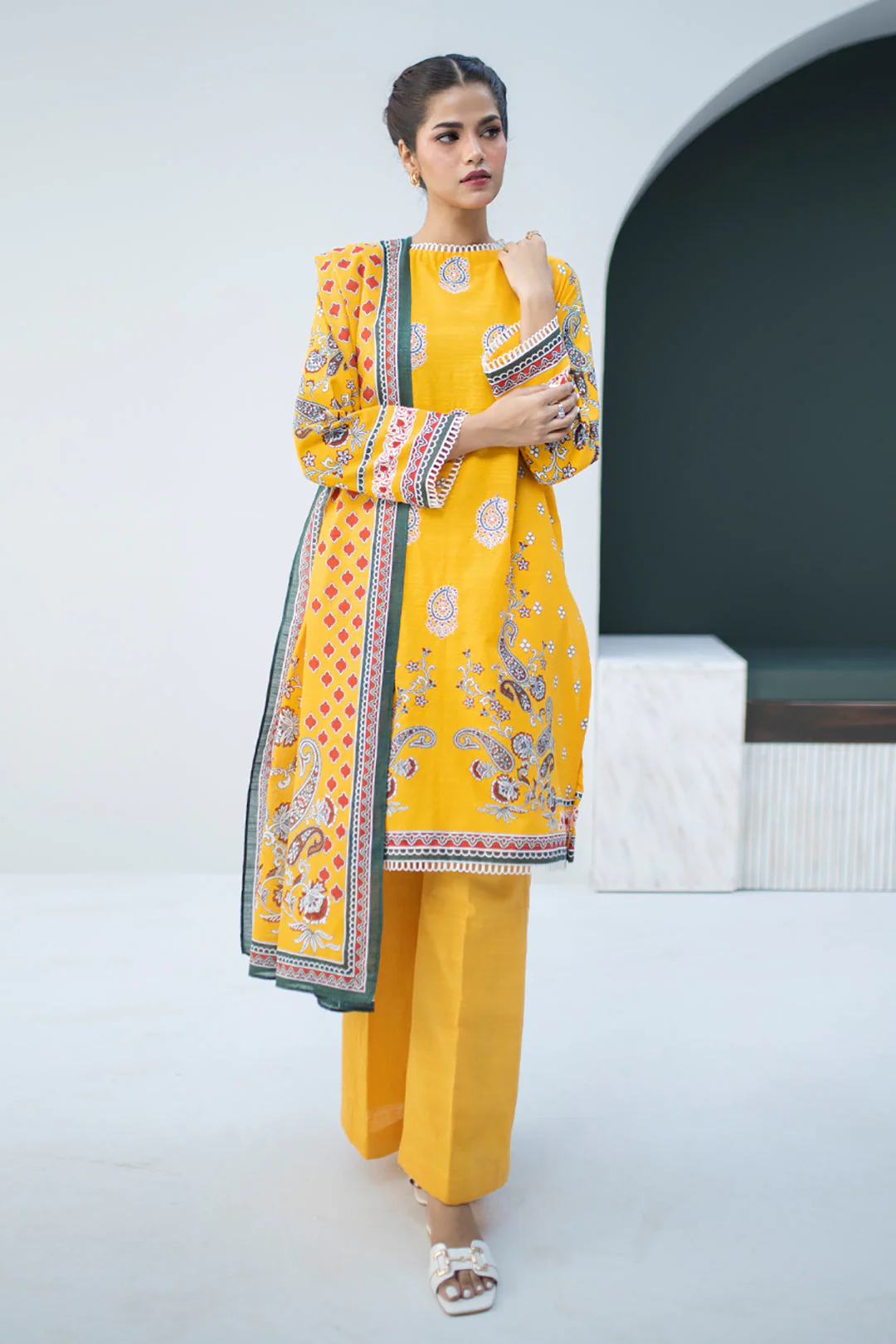 Zellbury Embroidered Shirt Dupatta - 0799 Essential Winter Collection 2025