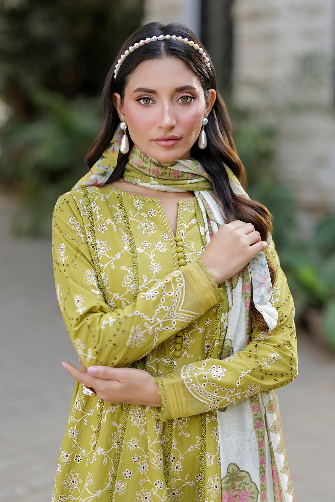 Zellbury Embroidered Shirt Shalwar Dupatta - 4023 Chikankari Collection 2026 - Image 2
