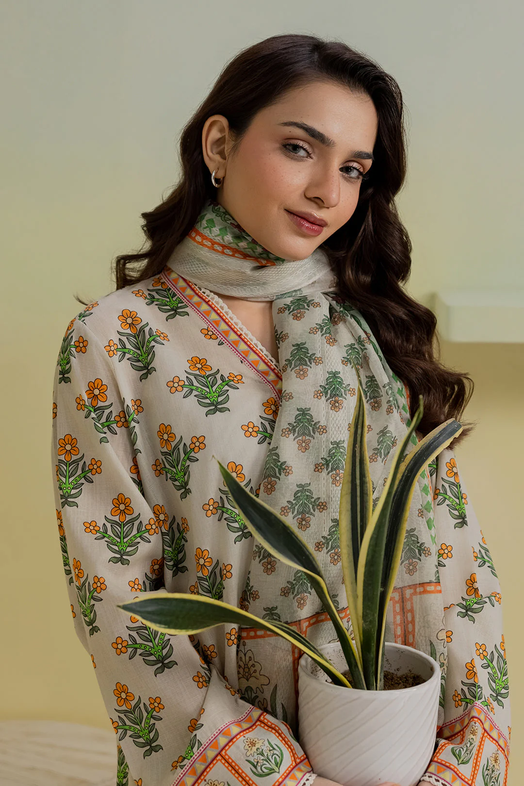 Zellbury Kurta Dupatta Trouser - 2146 Essential Summer Pret 2026 - Image 2