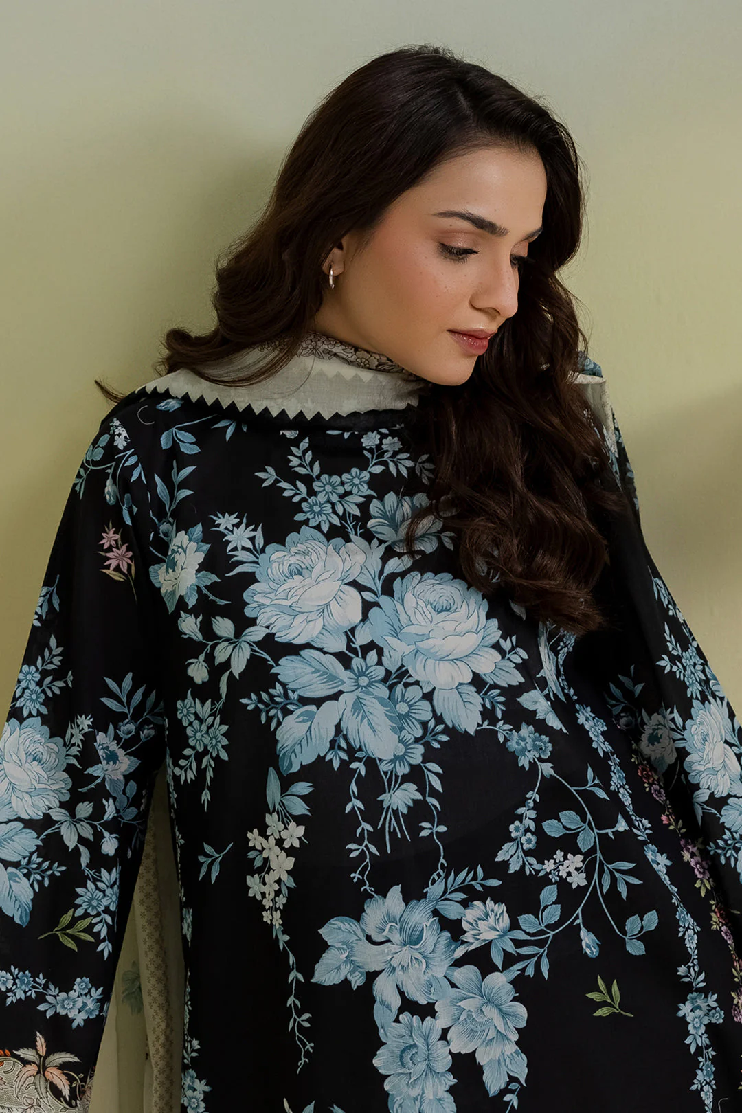 Zellbury Kurta Dupatta Trouser - 2473 Essential Summer Pret 2026 - Image 2