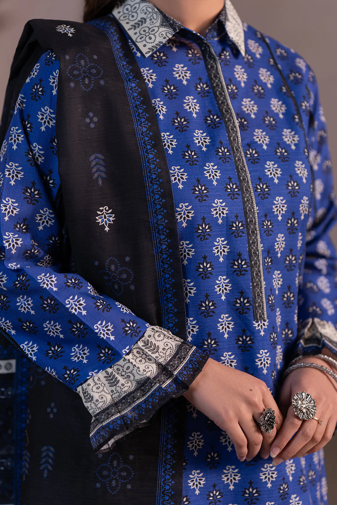 Zellbury Shirt Shalwar Dupatta - 0512 Essential Winter Collection 2025 - Image 2