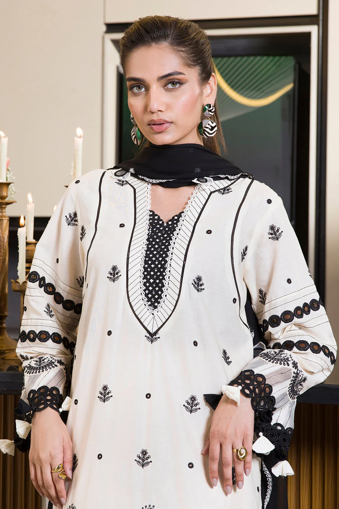 Zellbury WUC25E30071 Chikankari Collection 2025 - Image 2