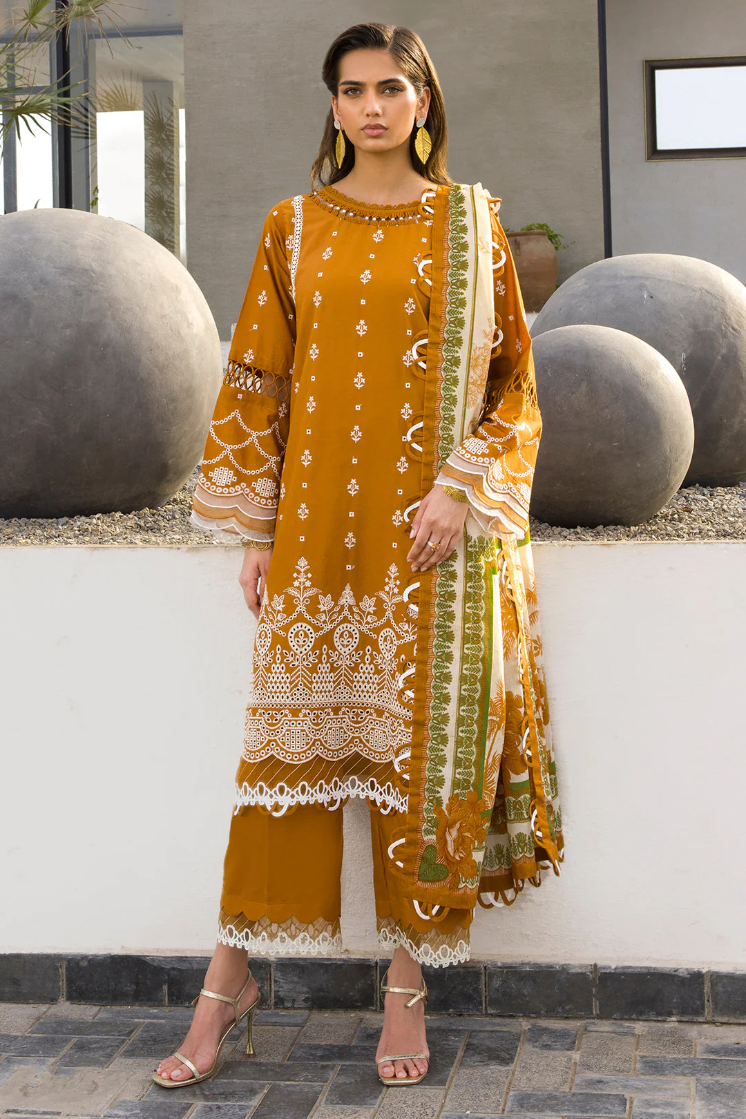 Zellbury WUC25E30074 Chikankari Collection 2025