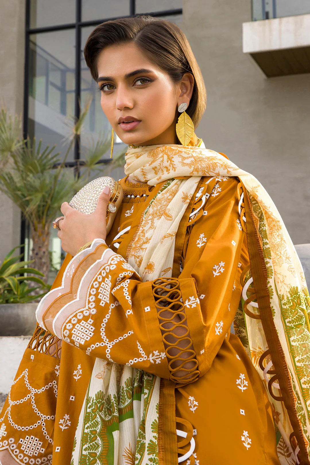 Zellbury WUC25E30074 Chikankari Collection 2025 - Image 2