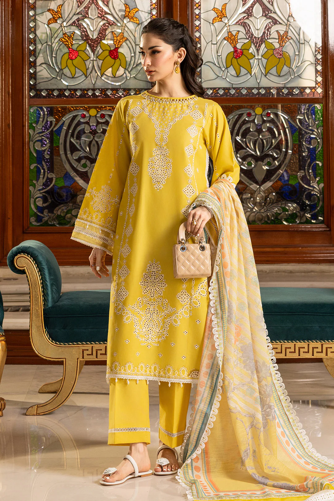 Zellbury WUC25E34015 Chikankari Collection 2026