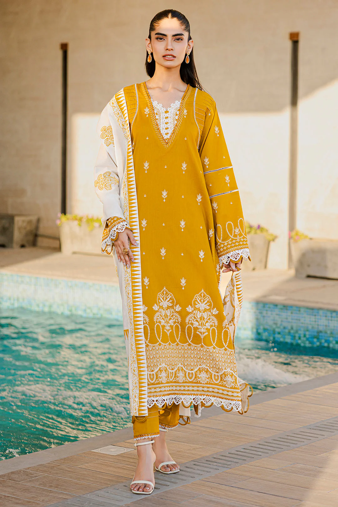 Zellbury WUS25E30804 Chikankari Collection 2025